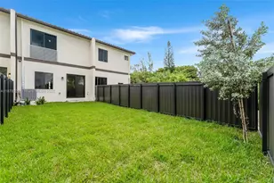 1962 NW 107th St, Miami, FL 33167 - Photo 35