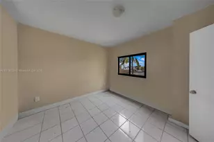 227 NW 17th Ave, Miami, FL 33125 - Photo 13