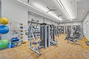 4001 Hillcrest Dr, Hollywood, FL 33021 - Photo 49