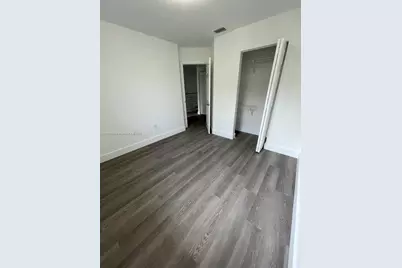 5725 NW 114th Path #106, Doral, FL 33178 - Photo 9