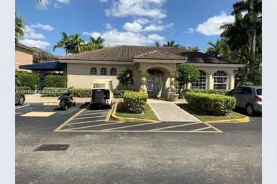 5725 NW 114th Path #106, Doral, FL 33178 - Photo 21