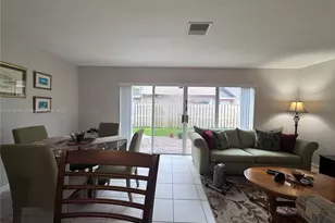 12204 NW 36th Pl, Sunrise, FL 33323 - Photo 7