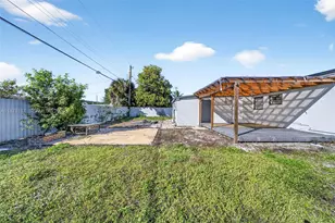 1320 NW 179th St, Miami Gardens, FL 33169 - Photo 31