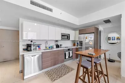 1010 SW 2nd Ave #710, Miami, FL 33130 - Photo 5