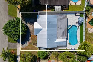 405 SW 73rd Ave, North Lauderdale, FL 33068 - Photo 3