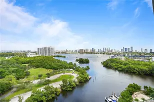 16385 Biscayne Blvd, North Miami Beach, FL 33160 - Photo 23