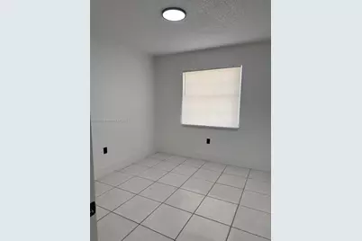 18423 NW 44th Pl, Miami Gardens, FL 33055 - Photo 5