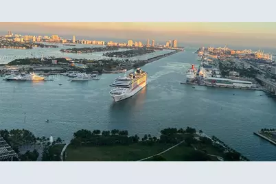 1100 Biscayne Blvd #4802, Miami, FL 33132 - Photo 7