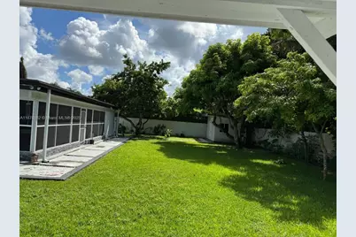 15534 SW 153rd St #main, Miami, FL 33187 - Photo 7