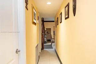 17352 NW 61st Ct S, Hialeah, FL 33015 - Photo 23