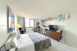 540 Brickell Key Dr, Miami, FL 33131 - Photo 9