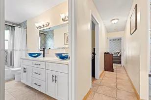 1101 NW 162nd Ave, Pembroke Pines, FL 33028 - Photo 29