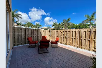 11389 NW 87th Ln, Doral, FL 33178 - Photo 21