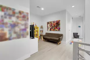 16385 Biscayne Blvd, North Miami Beach, FL 33160 - Photo 13