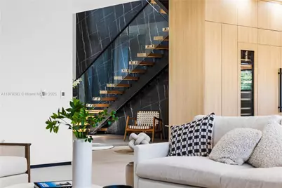 2033 NE 22nd St, Wilton Manors, FL 33305 - Photo 7