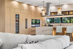 2033 NE 22nd St, Wilton Manors, FL 33305 - Photo 67