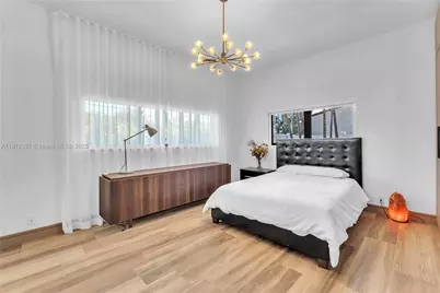 21100 NE 25th Ct, Miami, FL 33180 - Photo 49