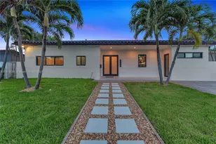 21100 NE 25th Ct, Miami, FL 33180 - Photo 61