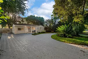 11925 NE 11th Pl, Biscayne Park, FL 33161 - Photo 1