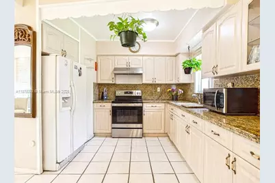 3811 NW 174th St, Miami Gardens, FL 33055 - Photo 17