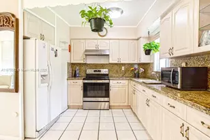 3811 NW 174th St, Miami Gardens, FL 33055 - Photo 17