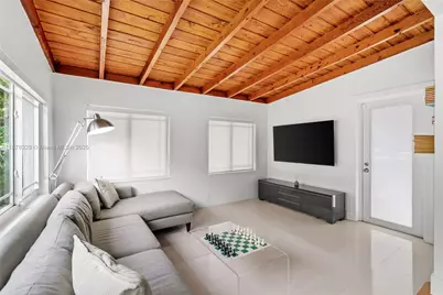 1620 Lenape Dr, Miami Springs, FL 33166 - Photo 15