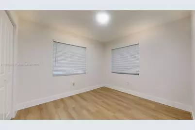 567 SW 3rd St #1, Miami, FL 33130 - Photo 21