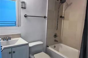 60 SW 13th St, Miami, FL 33130 - Photo 9