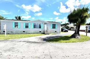 220 NE 12th Ave, Homestead, FL 33030 - Photo 3