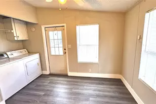 220 NE 12th Ave, Homestead, FL 33030 - Photo 13