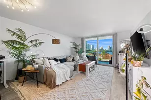 4000 NE 170th St, North Miami Beach, FL 33160 - Photo 9