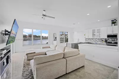 13398 SW 28th St, Miramar, FL 33027 - Photo 17