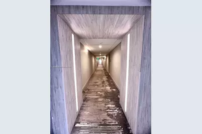 10275 Collins Ave #323, Bal Harbour, FL 33154 - Photo 5