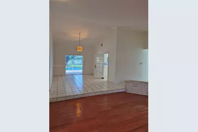 15246 SW 146th St, Miami, FL 33196 - Photo 7