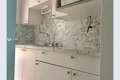 7720 Harding Ave #6, Miami Beach, FL 33141 - Photo 7