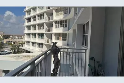 [Address not provided], Hallandale Beach, FL 33009 - Photo 5