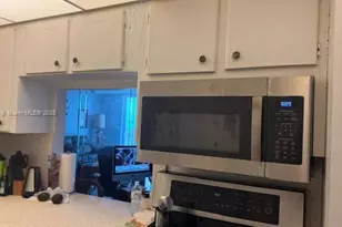 [Address not provided], Hallandale Beach, FL 33009 - Photo 17