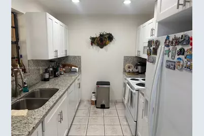 4929 SW 139th Ct, Miami, FL 33175 - Photo 13