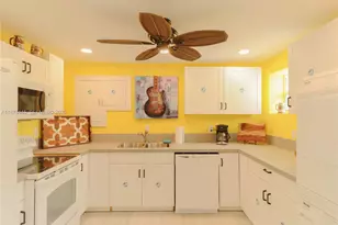 141 Ocean Dr, Tavernier, FL 33070 - Photo 9