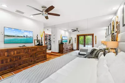 12430 Keystone Island Dr, North Miami, FL 33181 - Photo 15