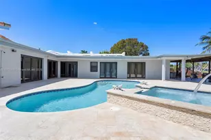 2531 NE 195th St, Aventura, FL 33180 - Photo 31