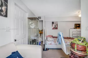 580 SE 2nd St, Hialeah, FL 33010 - Photo 21