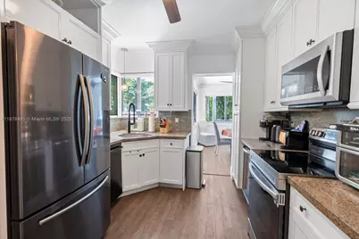 1164 NE 86th St, Miami Shores, FL 33138 - Photo 9