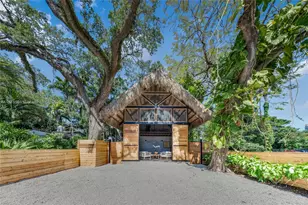 1000 NW 9th Ct, Miami, FL 33136 - Photo 1