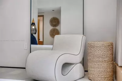 1000 NW 9th Ct, Miami, FL 33136 - Photo 23