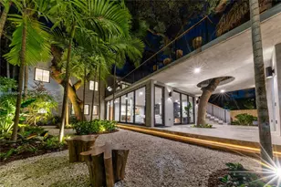 1000 NW 9th Ct, Miami, FL 33136 - Photo 47