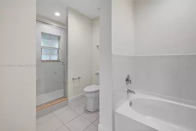 27 SW 6th Ct, Pompano Beach, FL 33060 - Photo 23