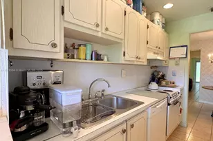 285 N High Point Blvd, Boynton Beach, FL 33435 - Photo 13