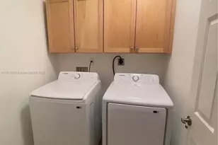 3470 NW 17th Terrace, Oakland Park, FL 33309 - Photo 23