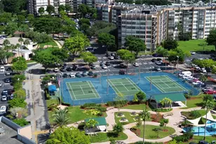 1100 St Charles Pl, Pembroke Pines, FL 33026 - Photo 23